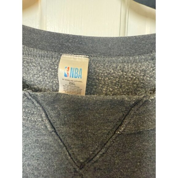 NBA Licensed Philadelphia 76ers Oversized Pullover Gray Women's Sweatshirt 2XL - Picture 3 of 9